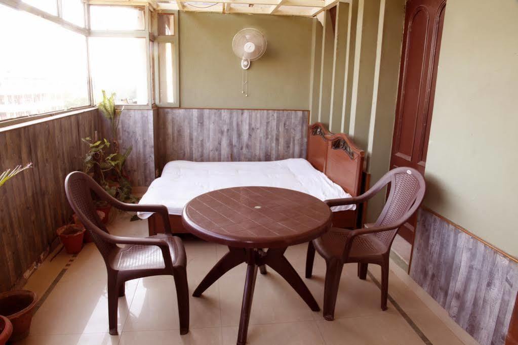 Treebo Trend Corporate Inn Chandīgarh מראה חיצוני תמונה