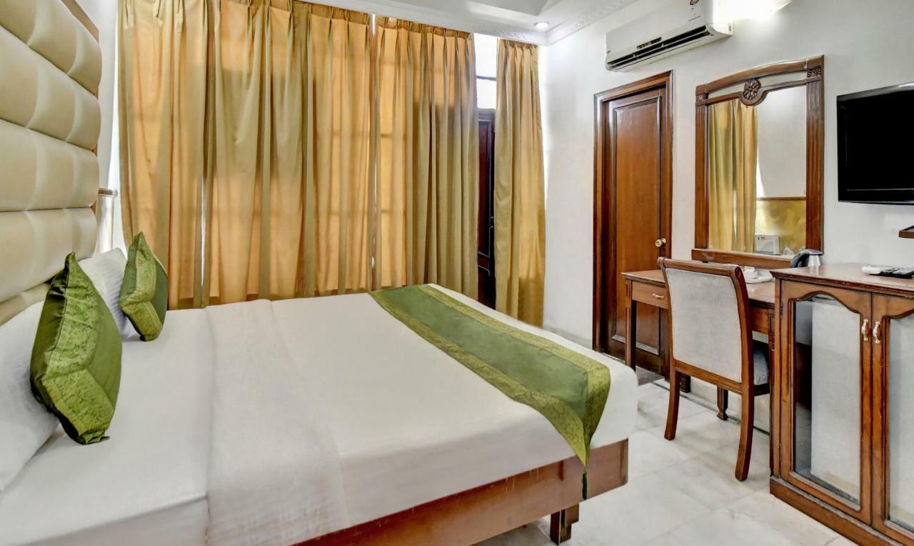 Treebo Trend Corporate Inn Chandīgarh מראה חיצוני תמונה