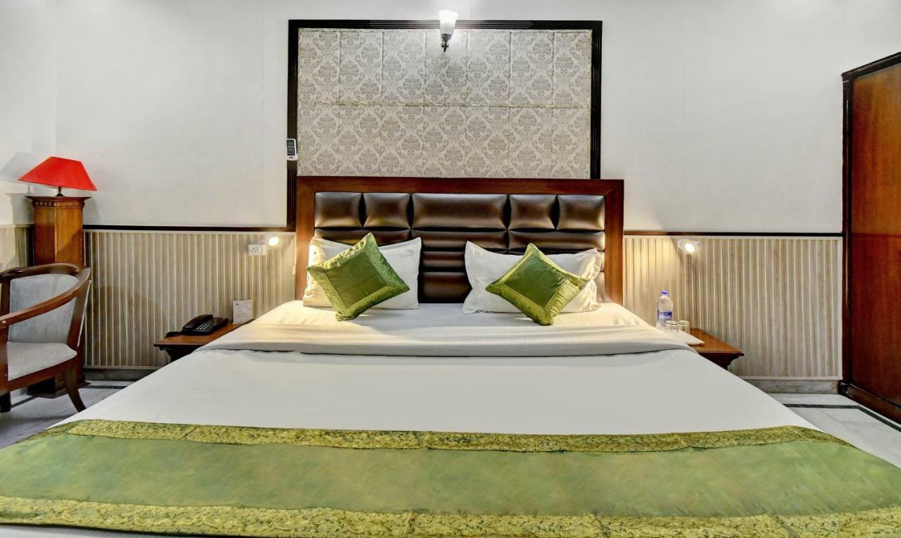 Treebo Trend Corporate Inn Chandīgarh מראה חיצוני תמונה