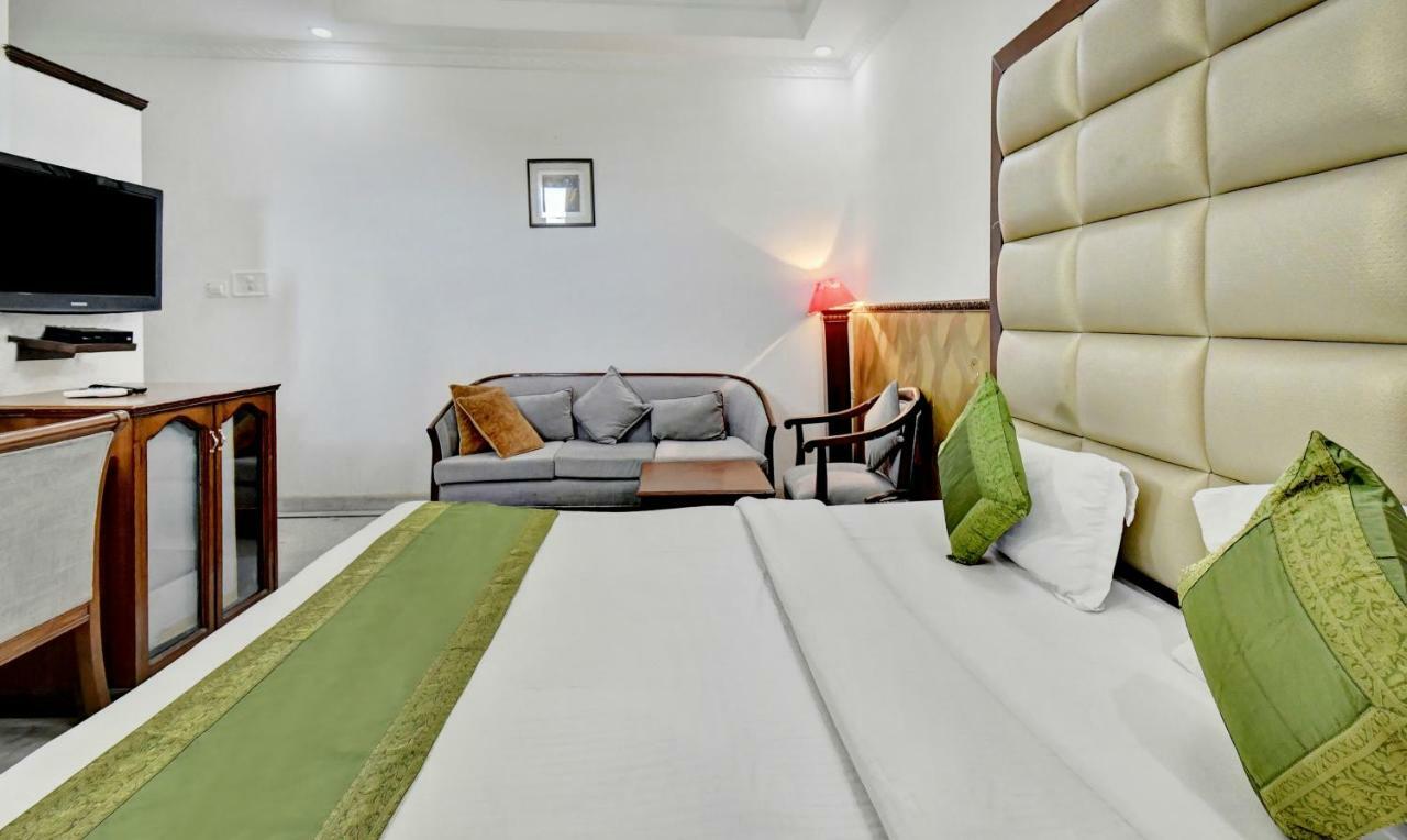 Treebo Trend Corporate Inn Chandīgarh מראה חיצוני תמונה