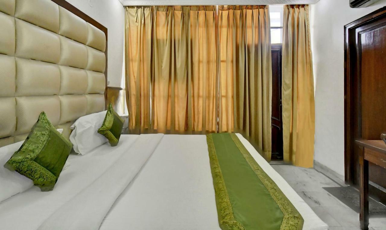 Treebo Trend Corporate Inn Chandīgarh מראה חיצוני תמונה